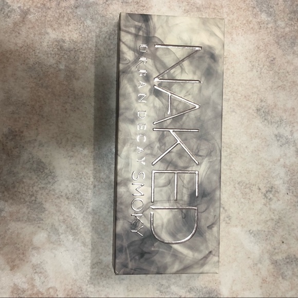 Naked Smoky Urban Decay - Picture 2 of 6